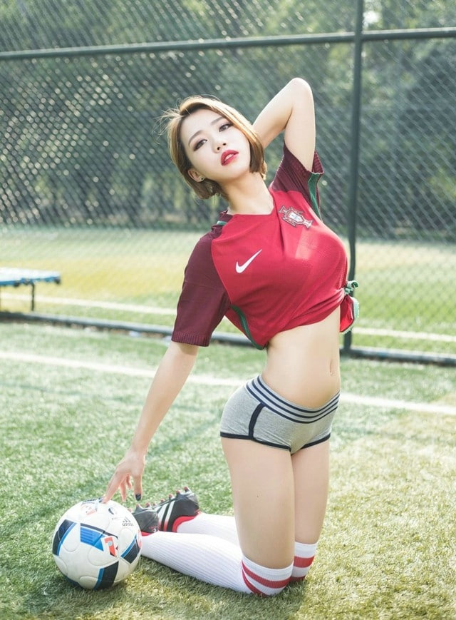 FIFA足球世界明星动态实时追踪
